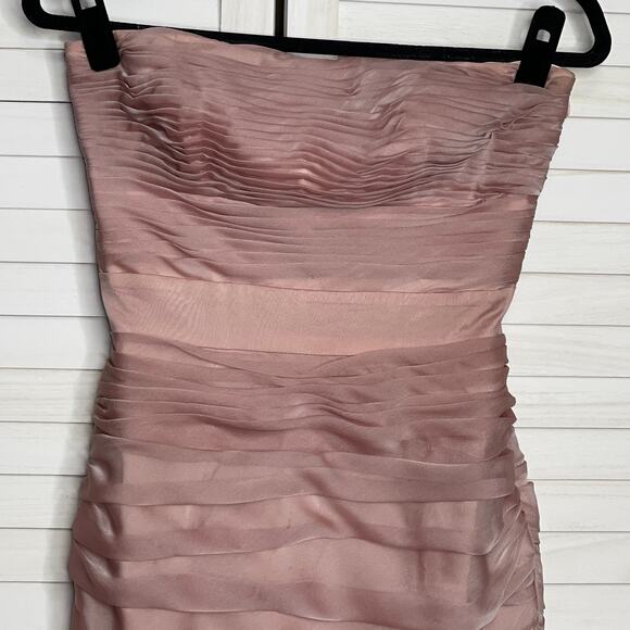 Monique Lhuillier Rouched Strapless Bridesmaid Dress Blush Pink Size 2 - Picture 4 of 7